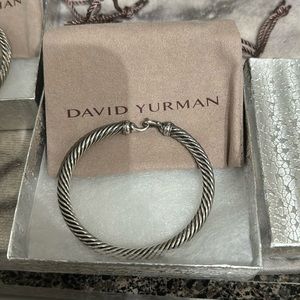 David Yurman buckle classic cable bracelet